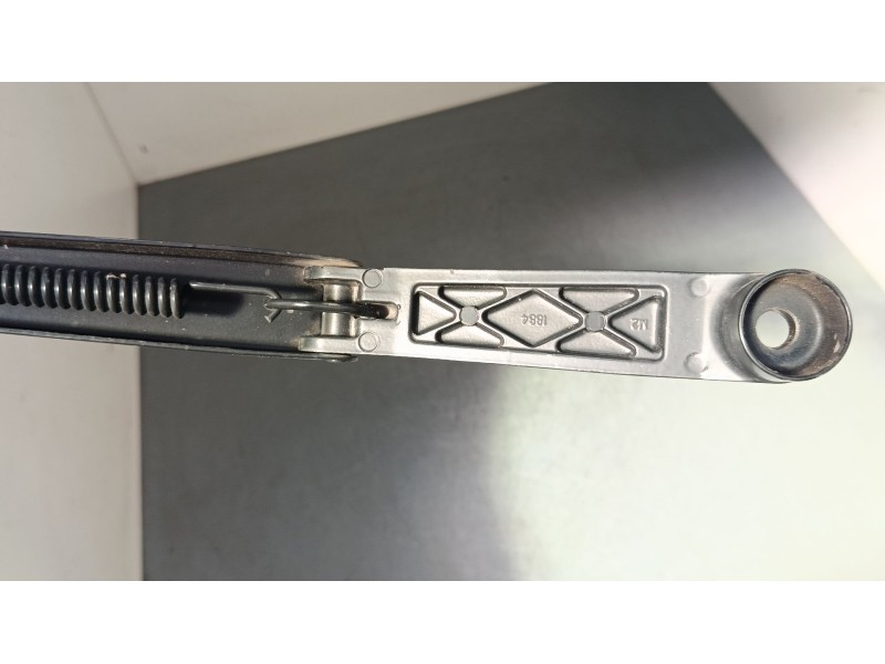 Recambio de brazo limpia delantero derecho para suzuki sx4 (ey, gy) 1.9 ddis (rw 419d) referencia OEM IAM   