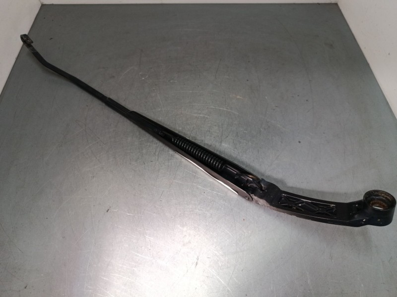 Recambio de brazo limpia delantero izquierdo para mitsubishi outlander ii (cw_w) 2.0 di-d (cw8w) referencia OEM IAM   