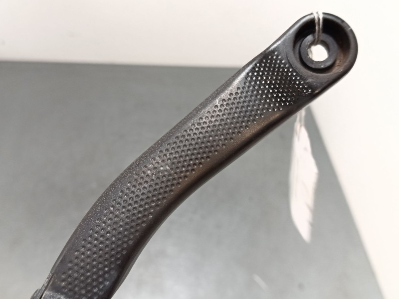 Recambio de brazo limpia delantero izquierdo para nissan qashqai i (j10, nj10) 1.5 dci referencia OEM IAM   