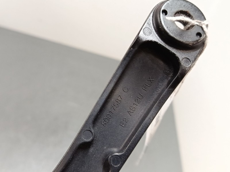 Recambio de brazo limpia delantero izquierdo para nissan qashqai i (j10, nj10) 1.5 dci referencia OEM IAM   