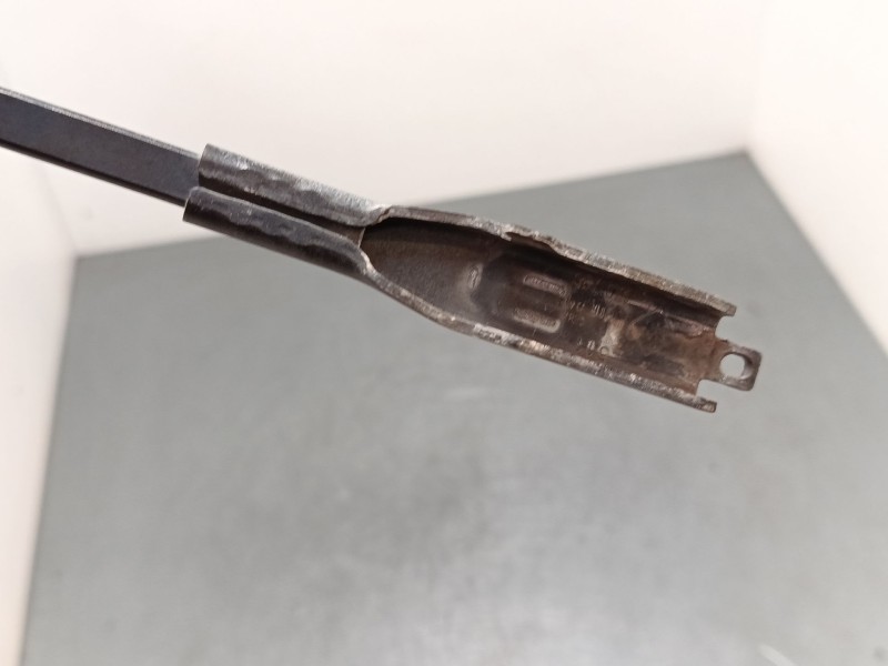 Recambio de brazo limpia delantero izquierdo para nissan qashqai i (j10, nj10) 1.5 dci referencia OEM IAM   