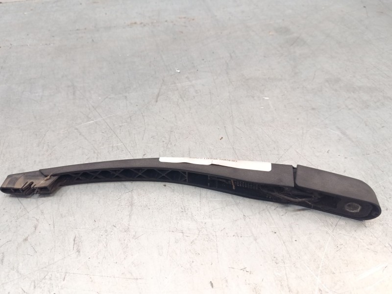 Recambio de brazo limpia trasero para peugeot 307 sw (3h) 2.0 hdi 90 referencia OEM IAM   