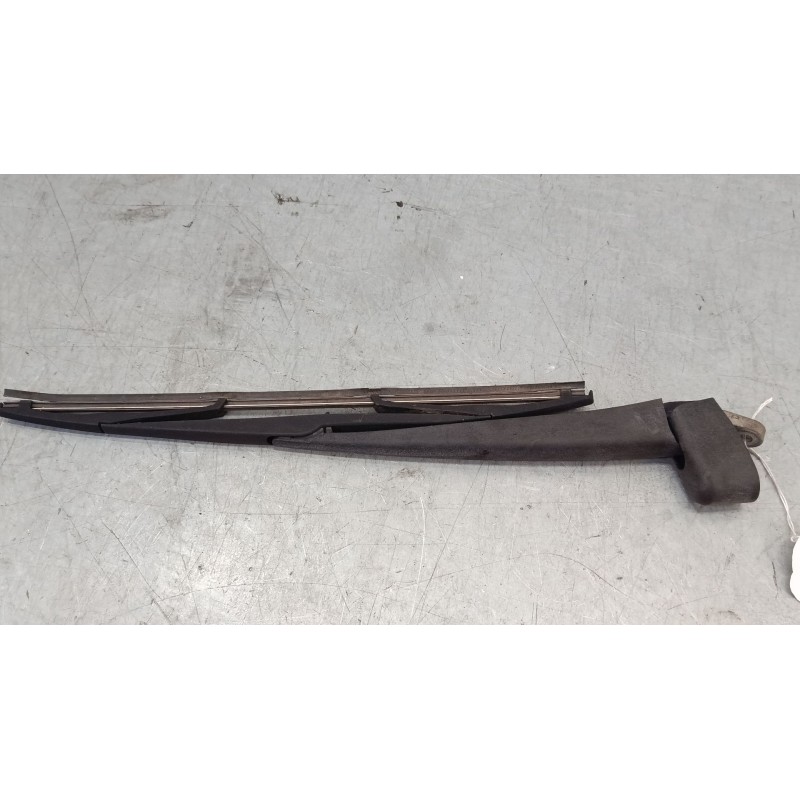 Recambio de brazo limpia trasero para renault megane iii hatchback (bz0/1_, b3_) 1.6 16v (bz1b, bz1h) referencia OEM IAM   