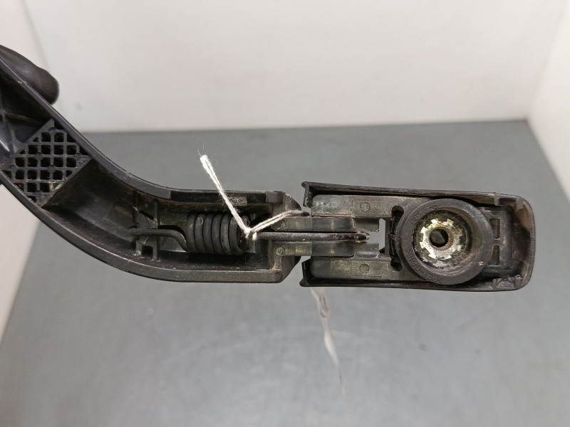 Recambio de brazo limpia trasero para toyota auris (_e15_) 1.33 dual-vvti (nre150_) referencia OEM IAM   