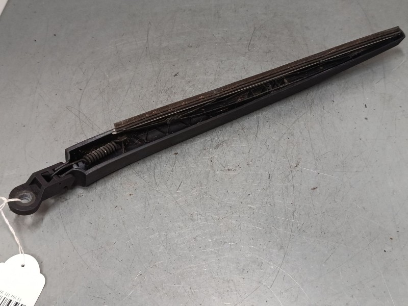 Recambio de brazo limpia trasero para seat ibiza iii (6l1) 1.4 tdi referencia OEM IAM   