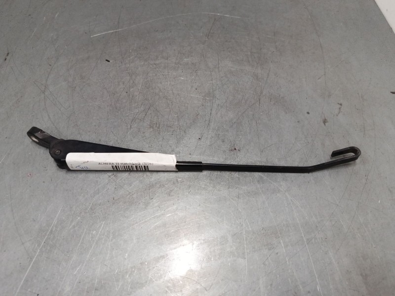 Recambio de brazo limpia trasero para nissan almera ii hatchback (n16) 2.2 di referencia OEM IAM   