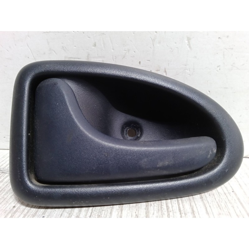 Recambio de maneta interior puerta trasera izquierda para renault clio ii (bb_, cb_) 1.2 (bb0a, bb0f, bb10, bb1k, bb28, bb2d, bb