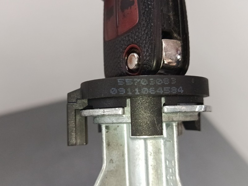 Recambio de clausor para opel corsa d (s07) 1.3 cdti (l08, l68) referencia OEM IAM 0911064584  