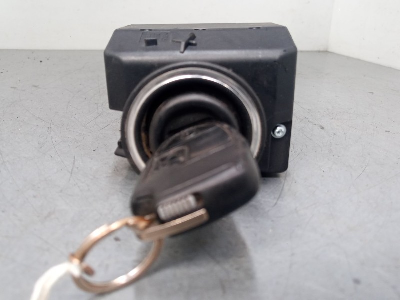 Recambio de clausor para mercedes-benz clase a (w169) a 180 cdi (169.007, 169.307) referencia OEM IAM 1695451508  