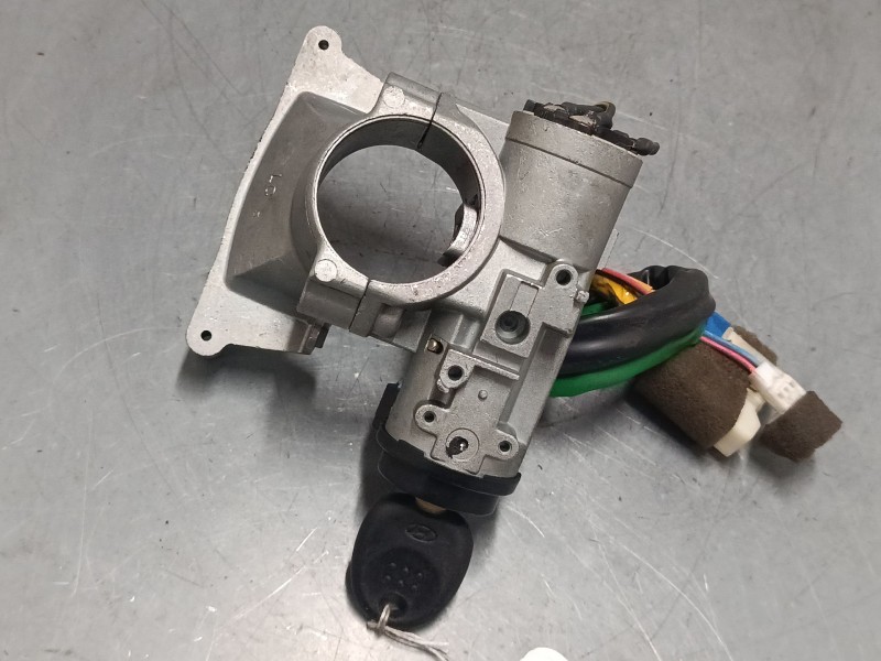 Recambio de clausor para hyundai accent ii (lc) 1.3 referencia OEM IAM   