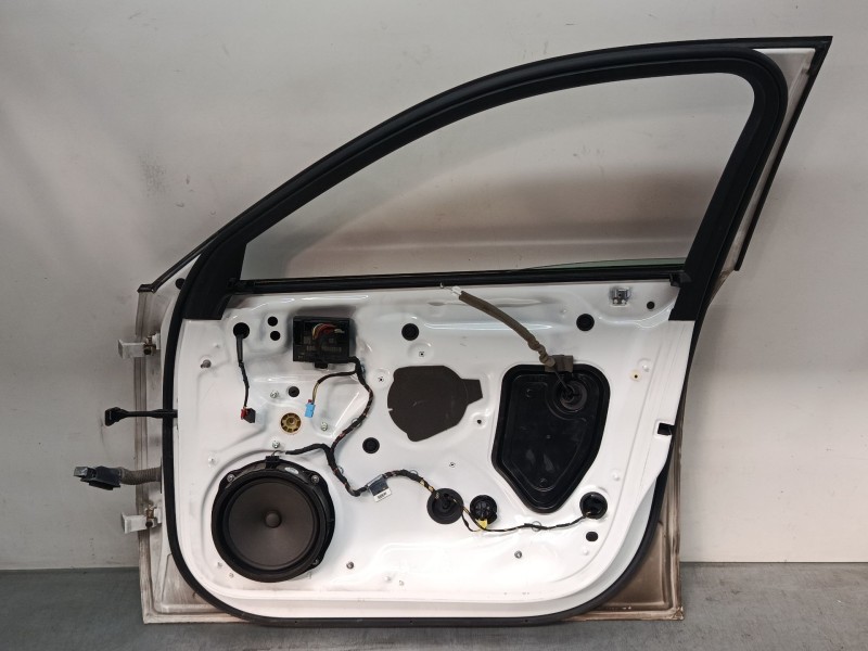 Recambio de puerta delantera derecha para audi a3 (8v1, 8vk) 1.6 tdi referencia OEM IAM   