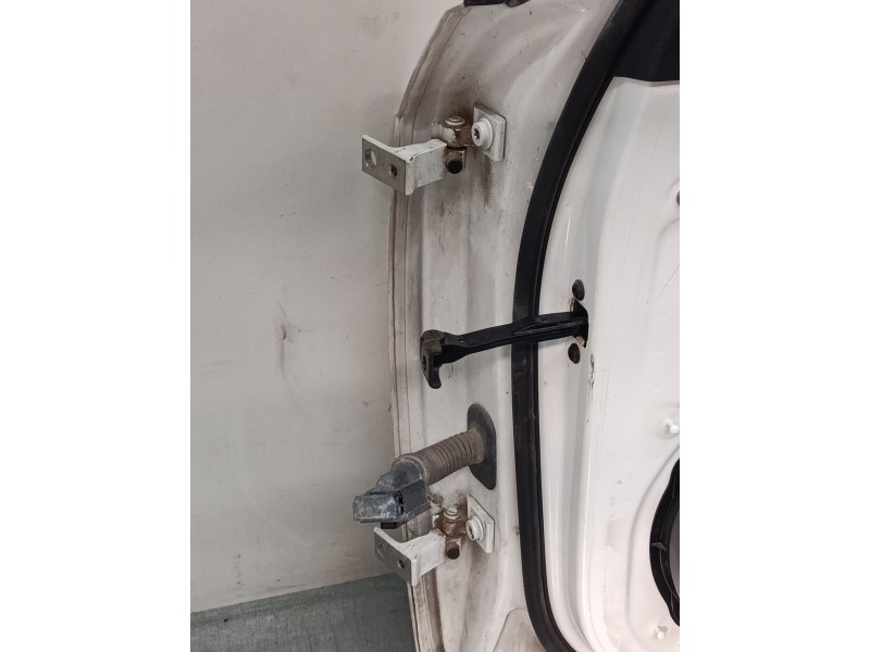 Recambio de puerta delantera derecha para audi a3 (8v1, 8vk) 1.6 tdi referencia OEM IAM   
