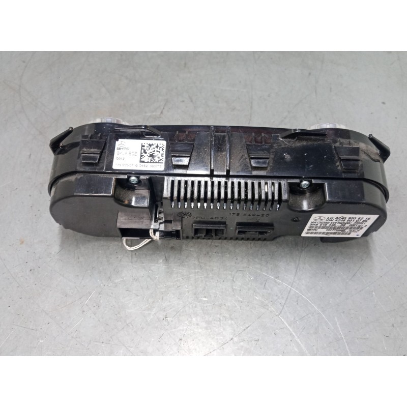 Recambio de mando climatizador para mercedes-benz clase a (w176) a 220 d (176.003) referencia OEM IAM A2469008215  