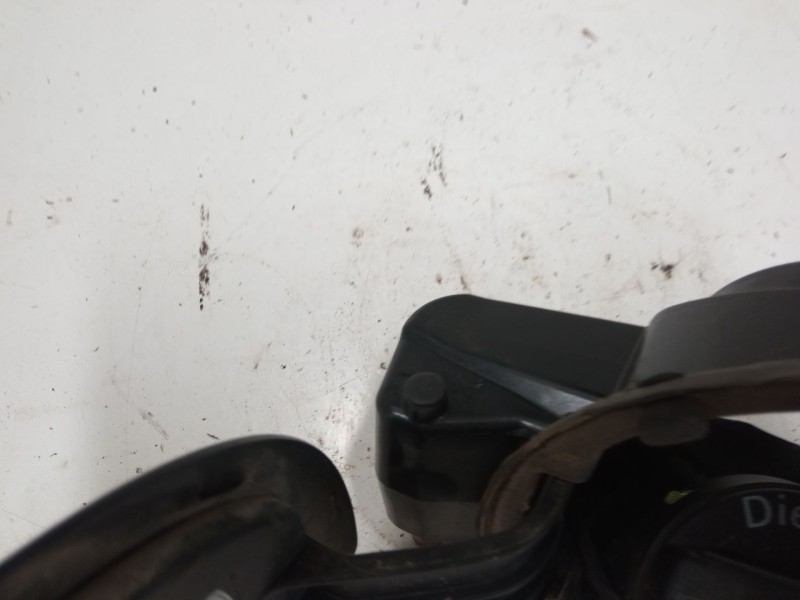 Recambio de tapa exterior combustible para audi a3 sportback (8pa) 1.6 tdi referencia OEM IAM   