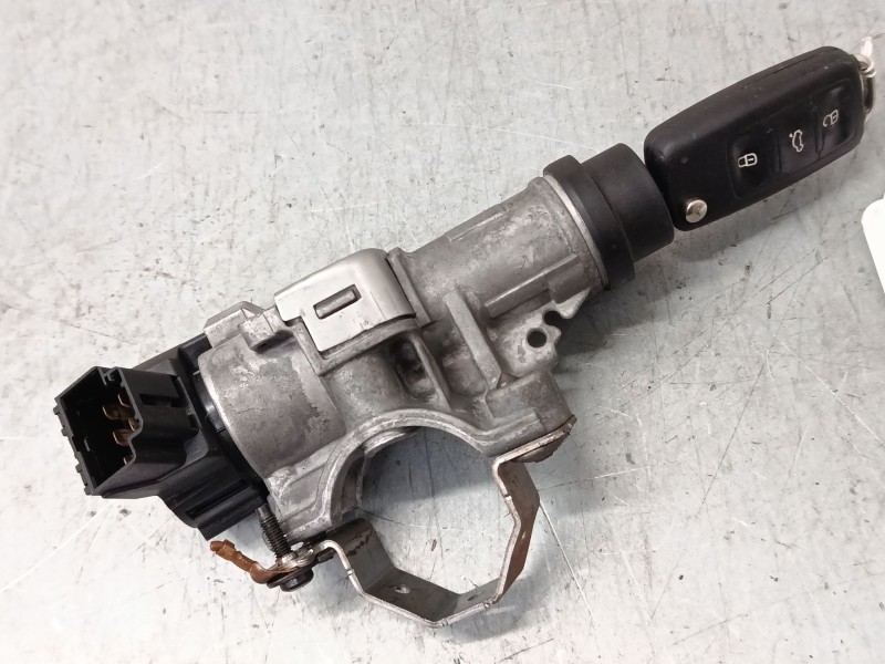 Recambio de clausor para volkswagen polo v (6r1, 6c1) 1.2 tdi referencia OEM IAM 6R0905851  