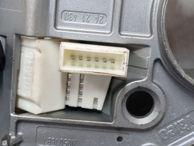 Recambio de clausor para seat ibiza v (kj1, kjg) 1.0 mpi referencia OEM IAM N0501881  