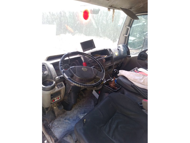 nissan cabstar (f24m, f24w) del año 2007