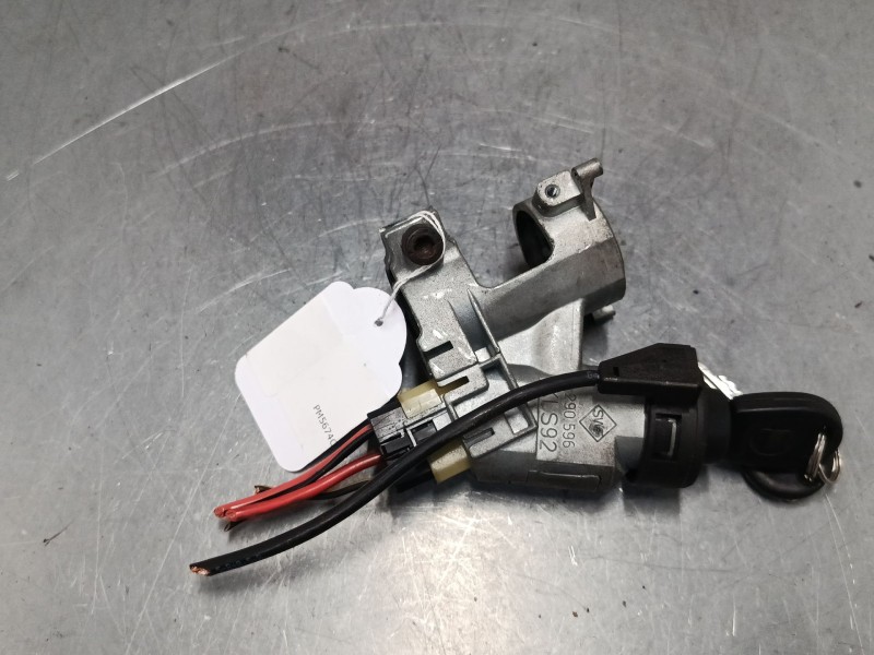 Recambio de clausor para seat ibiza ii (6k1) 1.6 i referencia OEM IAM 357905851  