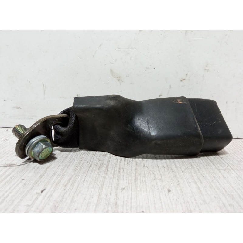 Recambio de anclaje cinturon trasero derecho para subaru legacy iv (bl) 2.5 awd (bl9) referencia OEM IAM 1018843  