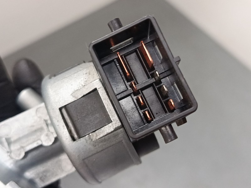 Recambio de clausor para mazda 5 (cr) 1.8 (cr19) referencia OEM IAM 3M513F880  