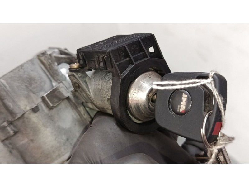 Recambio de clausor para ford transit caja/chasis (fm_ _, fn_ _) 2.4 tde referencia OEM IAM 98AB11572  