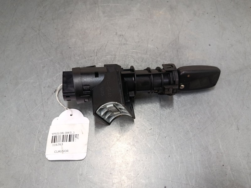 Recambio de clausor para lancia ypsilon (843_) 1.3 d multijet (843.axh1a, 843.axe1a) referencia OEM IAM 61027500  
