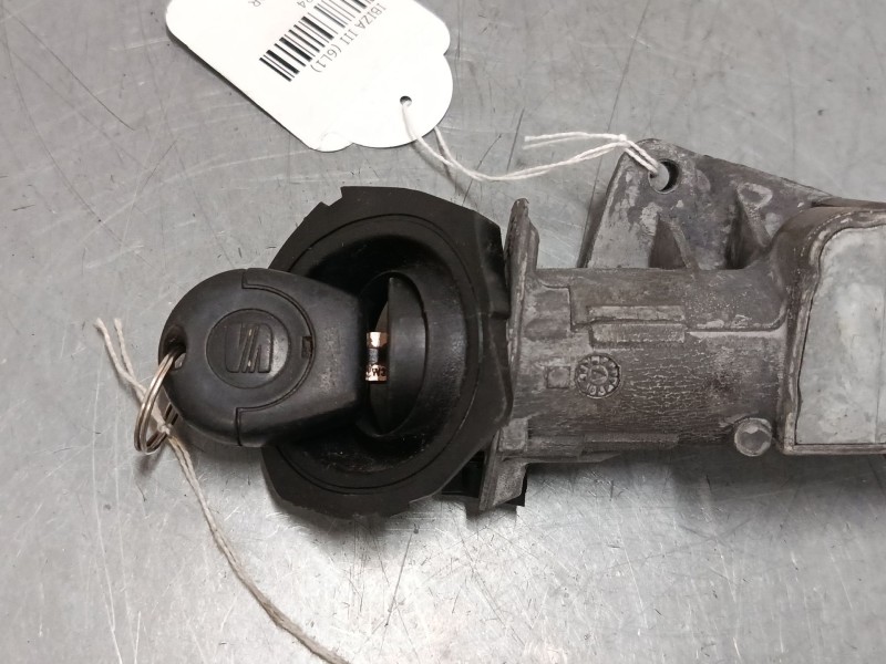 Recambio de clausor para seat ibiza iii (6l1) 1.4 16v referencia OEM IAM 4B0905851  
