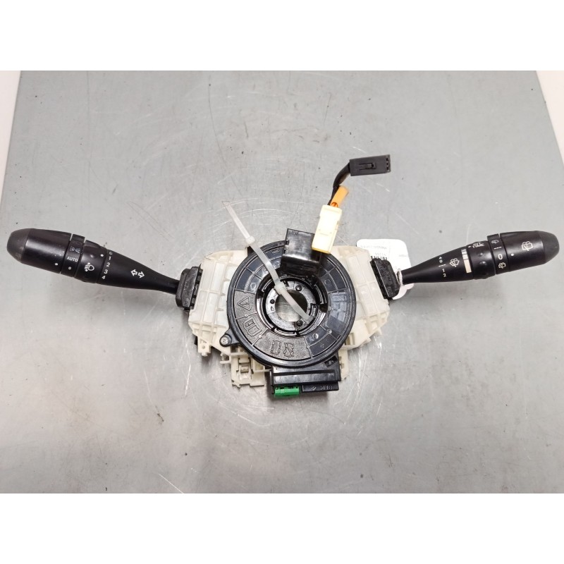 Recambio de mando luces para mitsubishi colt vi (z3_a, z2_a) 1.3 (z21a) referencia OEM IAM 8600A334XA  