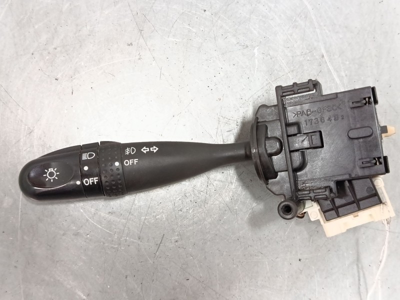 Recambio de mando luces para toyota rav 4 ii (_a2_) 2.0 d 4wd (cla20_, cla21_) referencia OEM IAM   