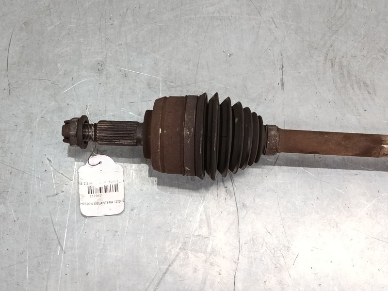 Recambio de transmision delantera izquierda para renault megane iii hatchback (bz0/1_, b3_) 1.6 16v (bz0h) referencia OEM IAM 82