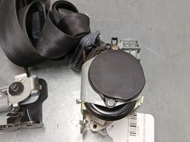 Recambio de cinturon seguridad delantero derecho para renault megane iii hatchback (bz0/1_, b3_) 1.6 16v (bz0h) referencia OEM I
