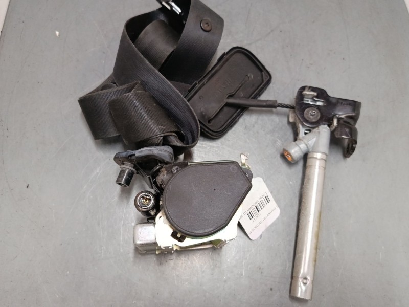Recambio de cinturon seguridad delantero izquierdo para renault megane iii hatchback (bz0/1_, b3_) 1.6 16v (bz0h) referencia OEM