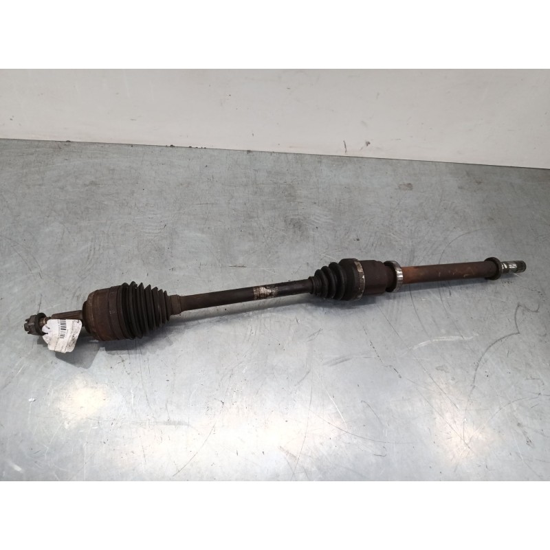 Recambio de transmision delantera derecha para renault megane iii hatchback (bz0/1_, b3_) 1.6 16v (bz0h) referencia OEM IAM 8200