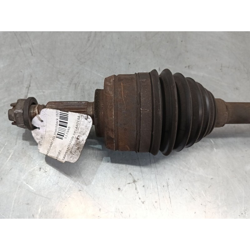 Recambio de transmision delantera derecha para renault megane iii hatchback (bz0/1_, b3_) 1.6 16v (bz0h) referencia OEM IAM 8200