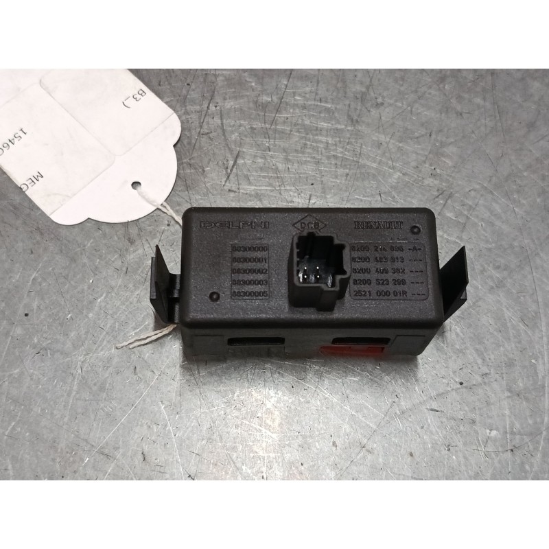 Recambio de warning para renault megane iii hatchback (bz0/1_, b3_) 1.6 16v (bz0h) referencia OEM IAM 8200214896  