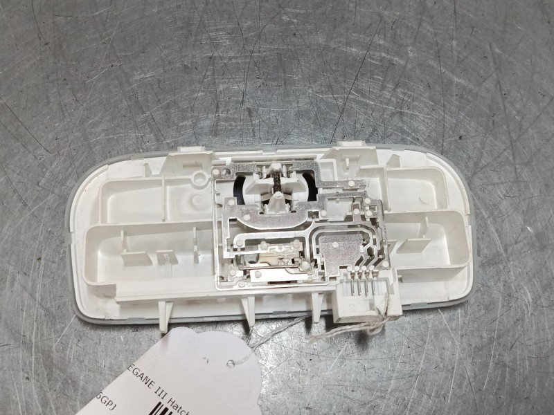 Recambio de luz interior delantera para renault megane iii hatchback (bz0/1_, b3_) 1.6 16v (bz0h) referencia OEM IAM   