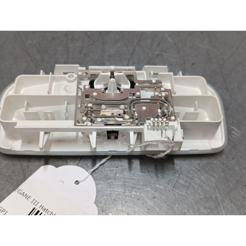 Recambio de luz interior delantera para renault megane iii hatchback (bz0/1_, b3_) 1.6 16v (bz0h) referencia OEM IAM   