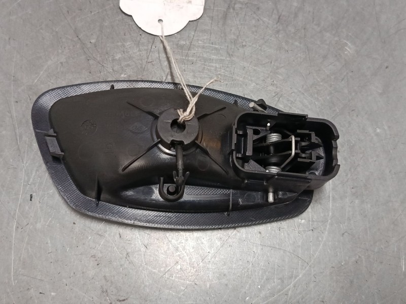 Recambio de maneta interior puerta trasera izquierda para renault megane iii hatchback (bz0/1_, b3_) 1.6 16v (bz0h) referencia O