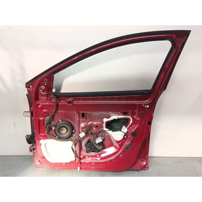 Recambio de puerta delantera derecha para renault megane iii hatchback (bz0/1_, b3_) 1.6 16v (bz0h) referencia OEM IAM   