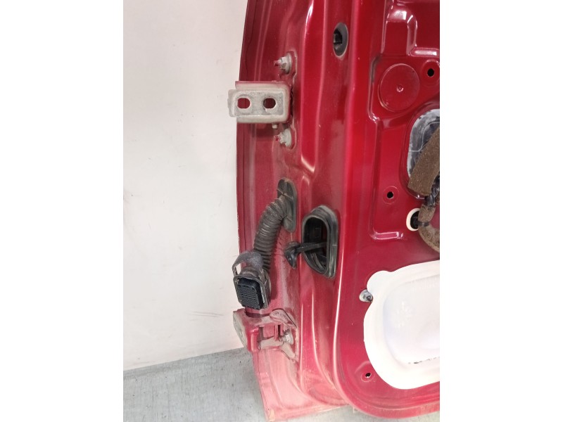 Recambio de puerta delantera derecha para renault megane iii hatchback (bz0/1_, b3_) 1.6 16v (bz0h) referencia OEM IAM   