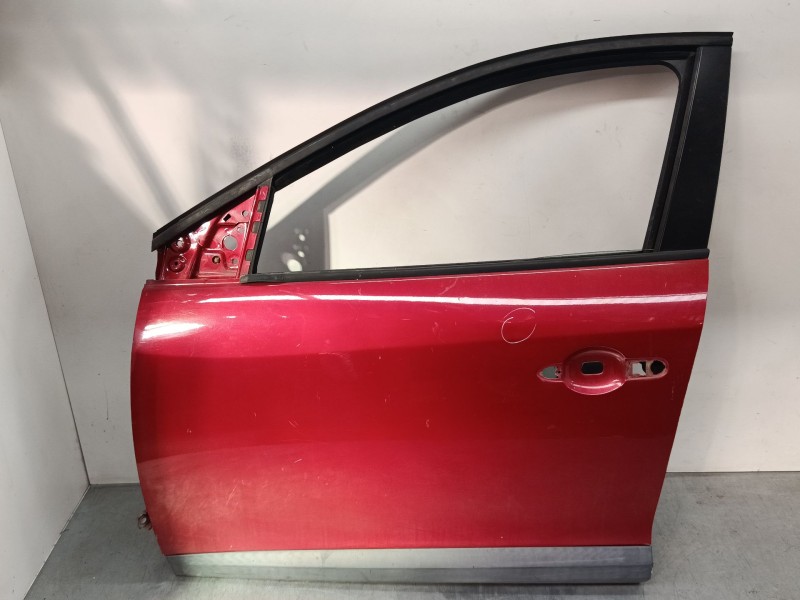 Recambio de puerta delantera izquierda para renault megane iii hatchback (bz0/1_, b3_) 1.6 16v (bz0h) referencia OEM IAM   