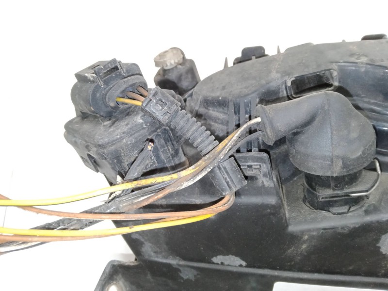 Recambio de faro izquierdo para audi a3 (8l1) 1.9 tdi referencia OEM IAM    Recambio de faro izquierdo para audi a3 (8l1) 1.9 tdi referencia OEM IAM