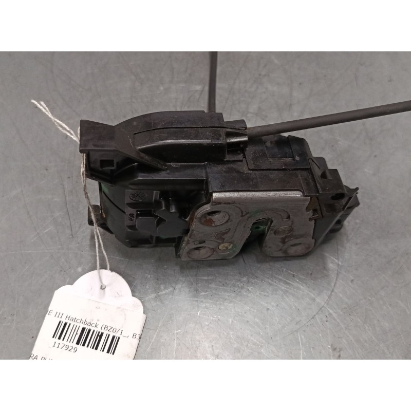 Recambio de cerradura puerta trasera izquierda para renault megane iii hatchback (bz0/1_, b3_) 1.6 16v (bz0h) referencia OEM IAM