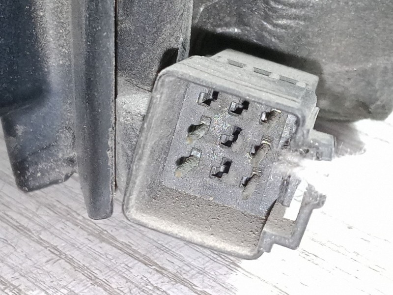 Recambio de retrovisor izquierdo para opel omega b (v94) 2.5 dti (f69, m69, p69) referencia OEM IAM    Recambio de retrovisor izquierdo para opel omega b (v94) 2.5 dti (f69, m69, p69) referencia OEM IAM