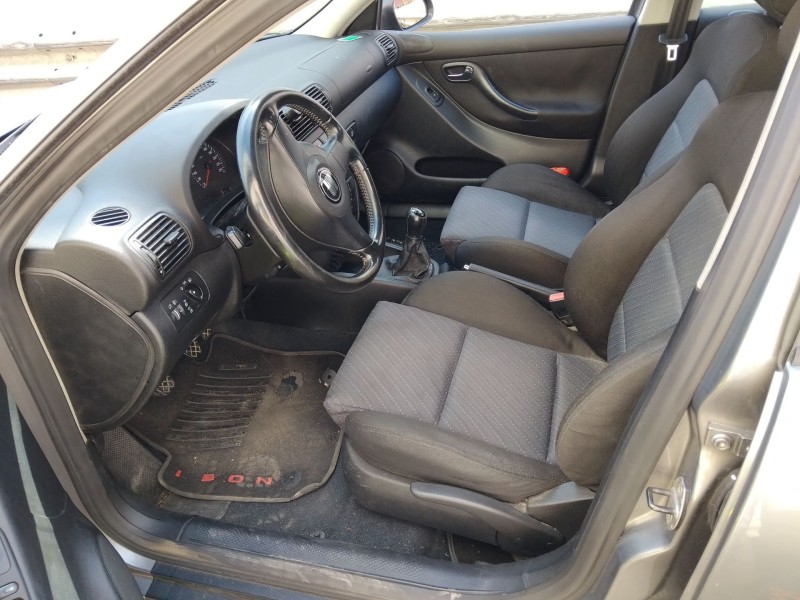 seat leon (1m1) del año 2003