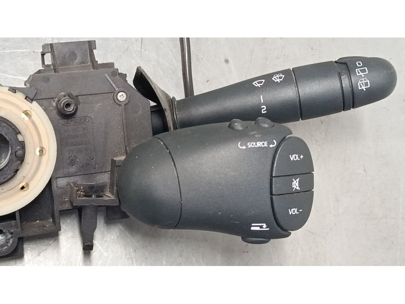 Recambio de mando luces para renault kangoo (kc0/1_) d 65 1.9 (kc0e, kc02, kc0j, kc0n) referencia OEM IAM 8200077622  
