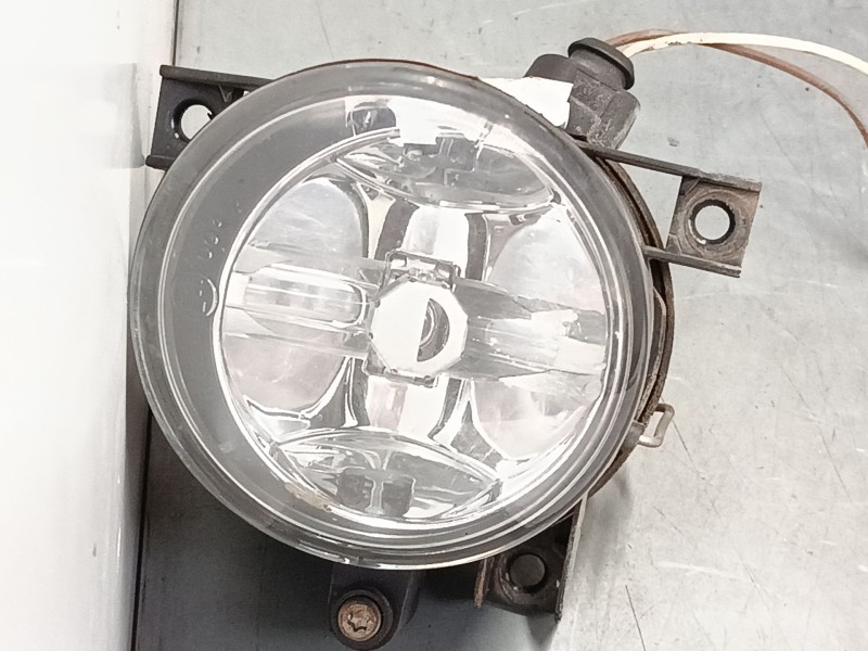 Recambio de faro antiniebla derecho para volkswagen polo iv (9n_, 9a_) 1.4 16v referencia OEM IAM   