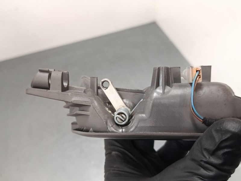 Recambio de maneta interior delantera derecha para audi a4 b7 (8ec) 2.0 referencia OEM IAM 8e1837020  
