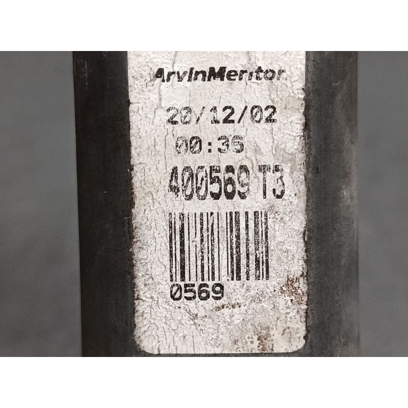 Recambio de motor elevaluna delantero derecho para renault laguna ii (bg0/1_) 1.9 dci (bg08, bg0g) referencia OEM IAM 400569T3  