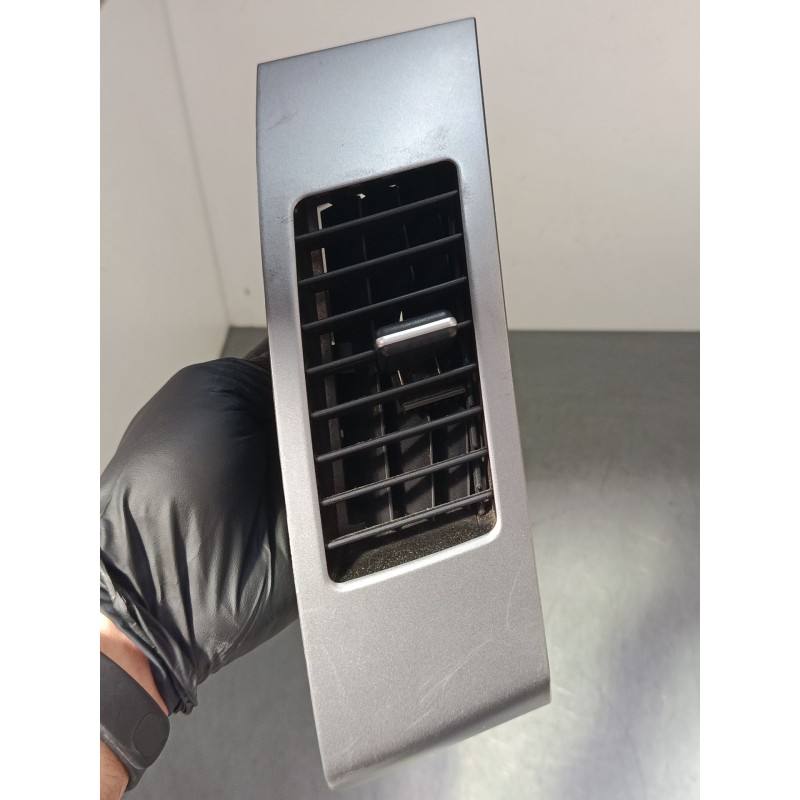 Recambio de aireador central derecho para mitsubishi outlander ii (cw_w) 2.0 di-d (cw8w) referencia OEM IAM   